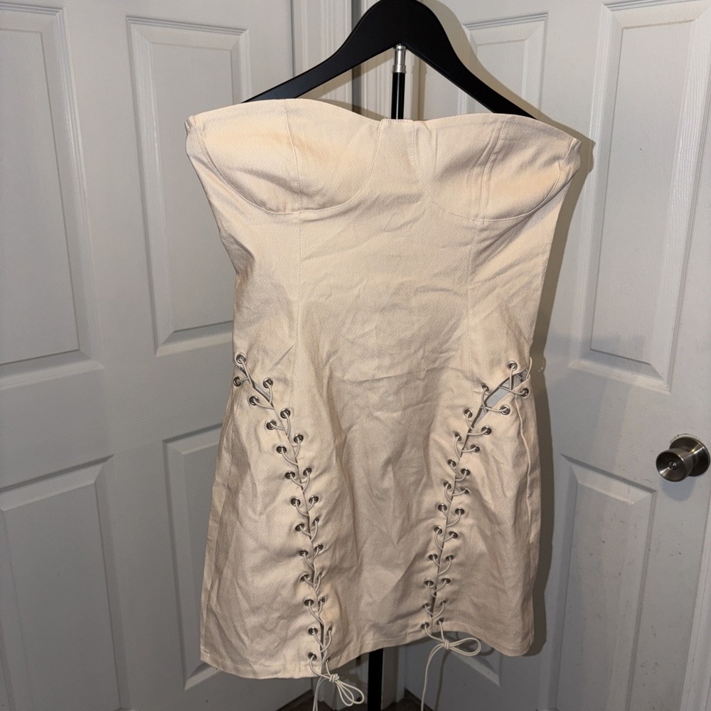Murci Beige Boned Corset Lace‎ Up Bodycon Dress US Size 8 NWT Going Out Festival